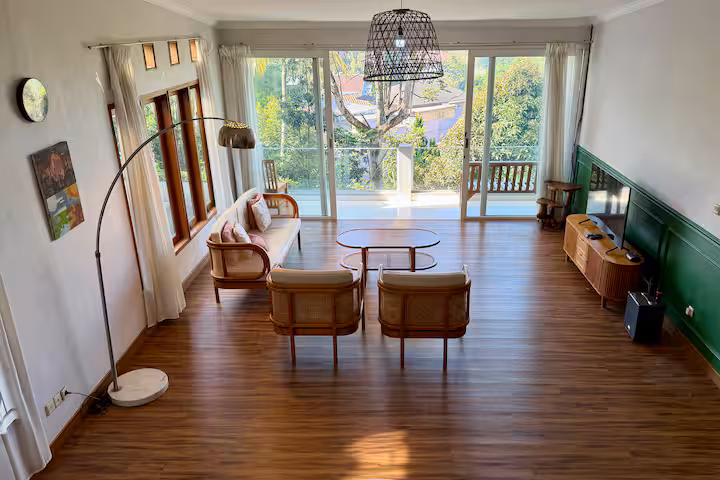 Rosewood Villa